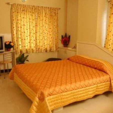 The Corporate Comforts Bangalore Dış mekan fotoğraf