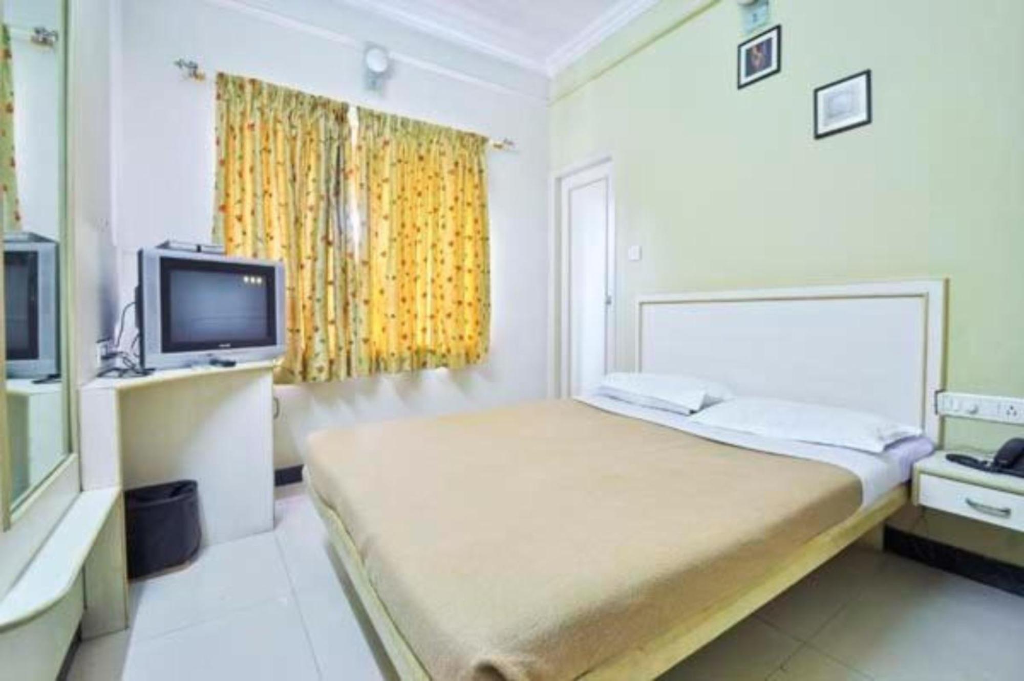 The Corporate Comforts Bangalore Dış mekan fotoğraf